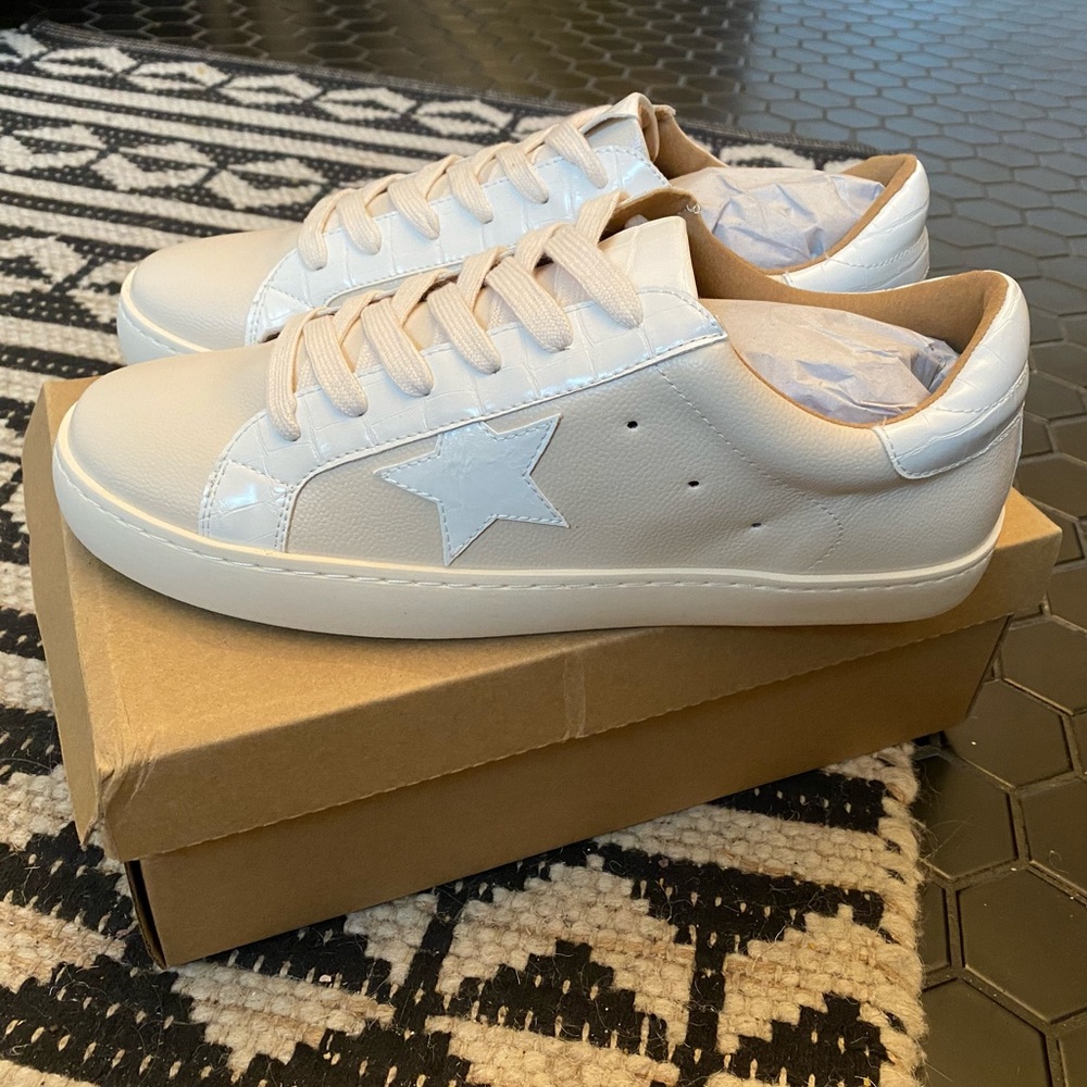 NEW never worn GOLDEN GOOSE DUPES!